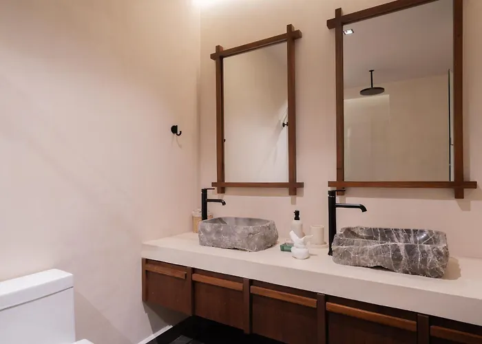 Humana Luxury Private Pool & Huge Terrace Apartment