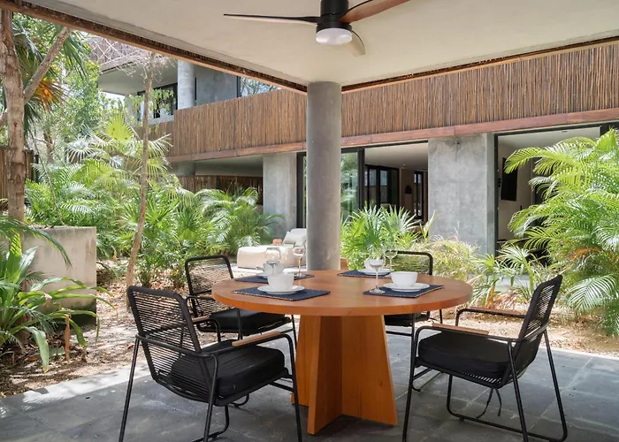 Humana Luxury Private Pool & Huge Terrace Apartment *